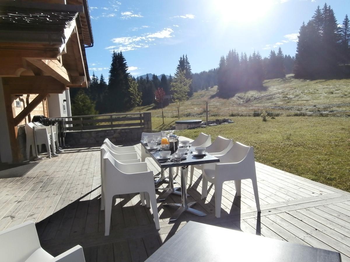 Altitude Lodge เลส์เฌต์ ภายนอก รูปภาพ