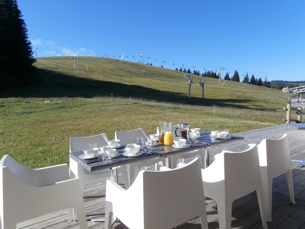 Altitude Lodge เลส์เฌต์ ภายนอก รูปภาพ